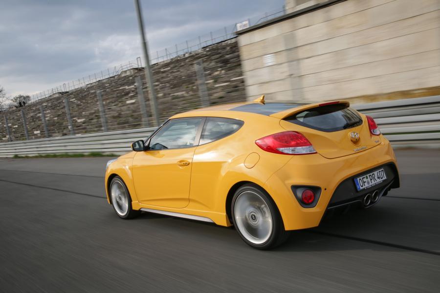  Hyundai Veloster Turbo 2015 года  (фото 22 из 27)